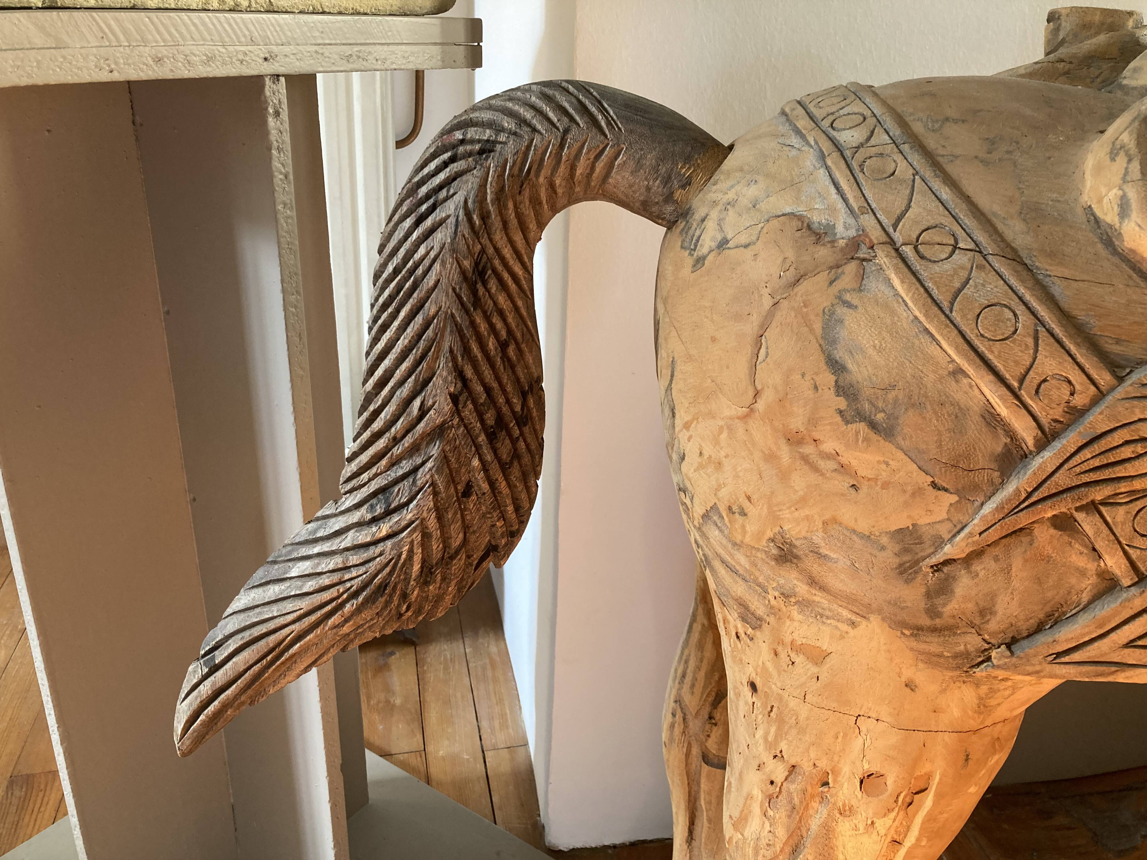 Cheval indien en bois