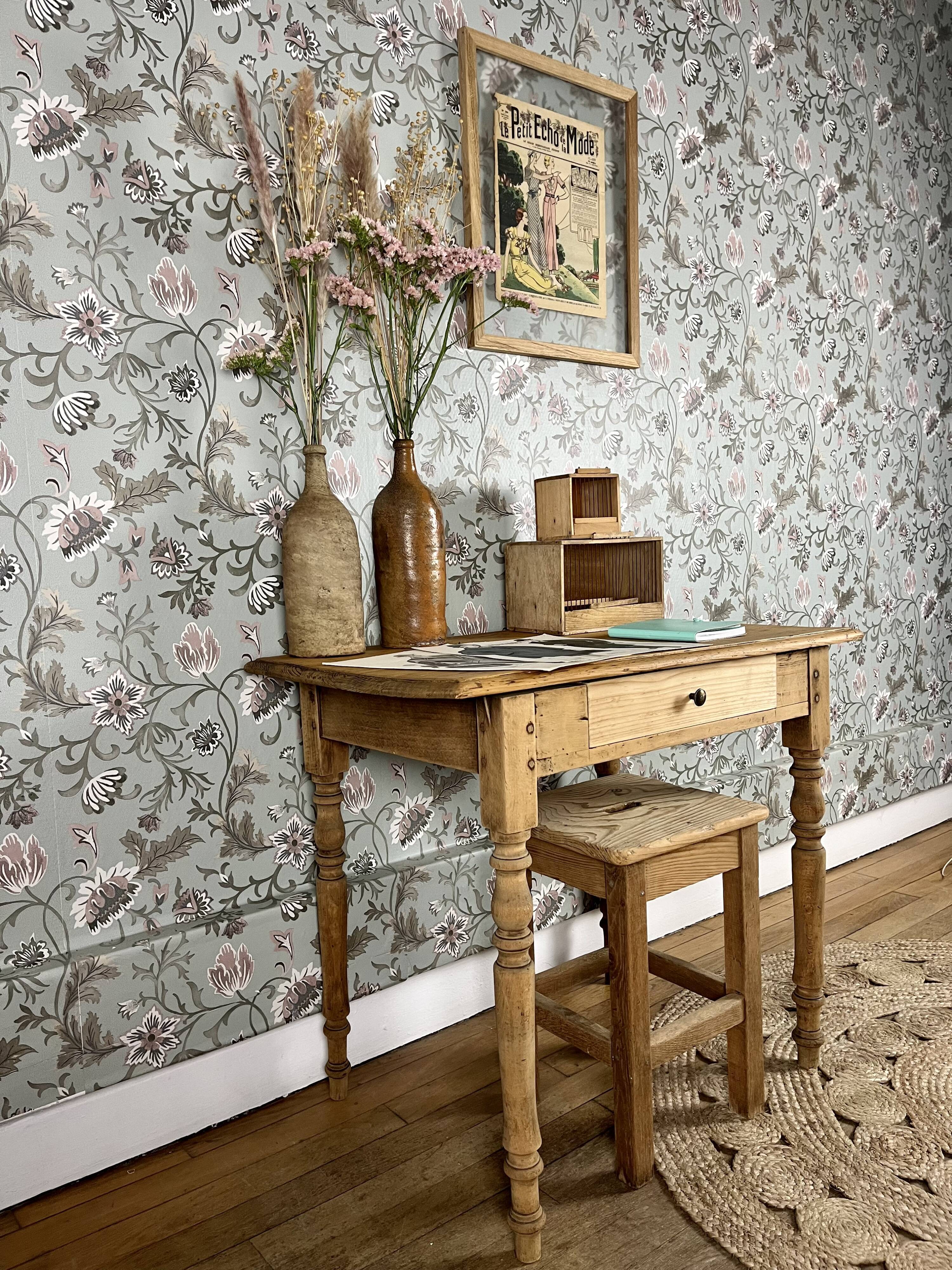 Desk or side table with turned legs