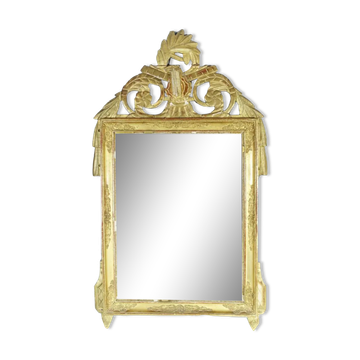 Superb Louis XVI style mirror in wood and gilded stucco nineteenth century