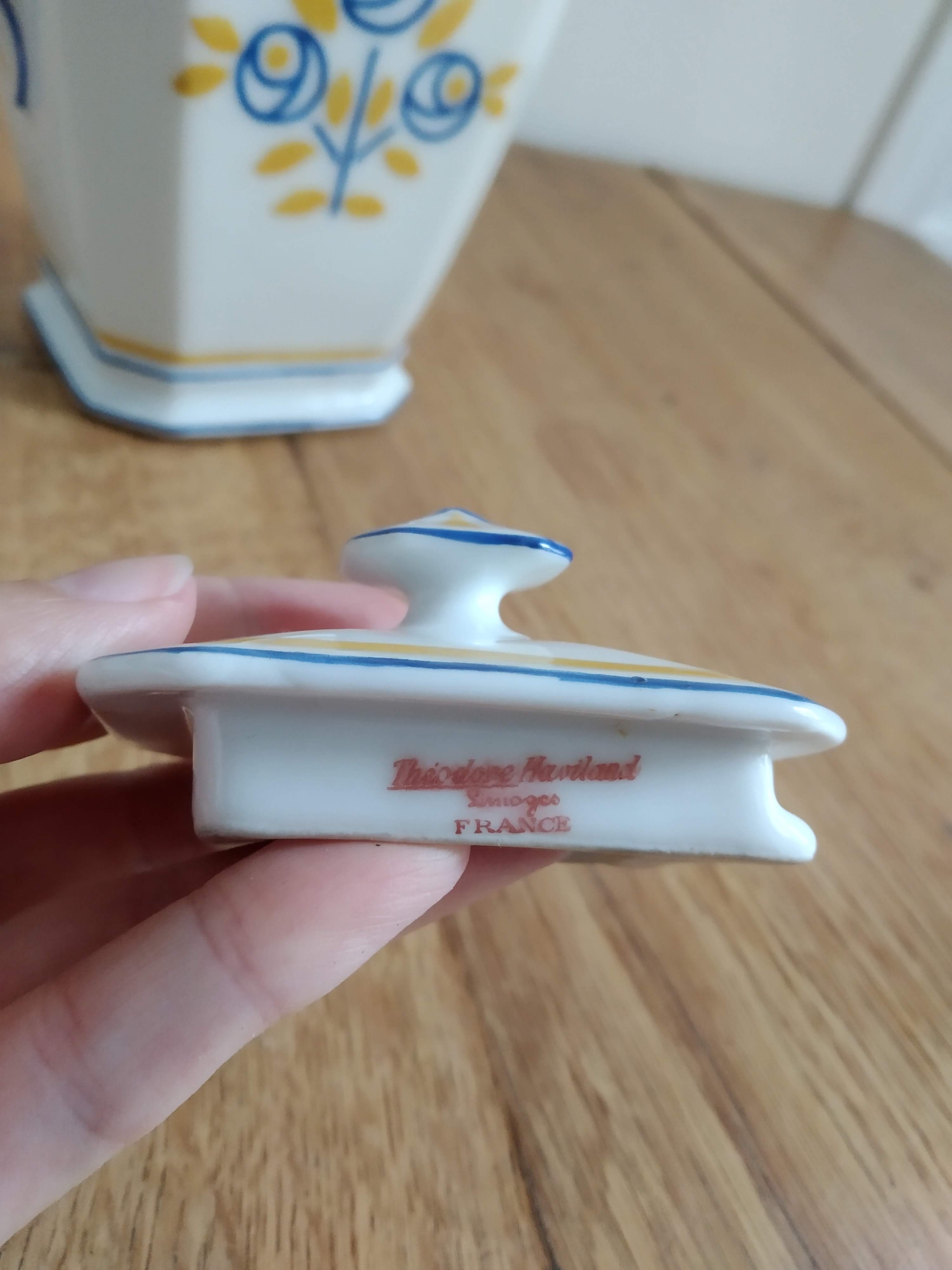 Theodore Haviland Teapot