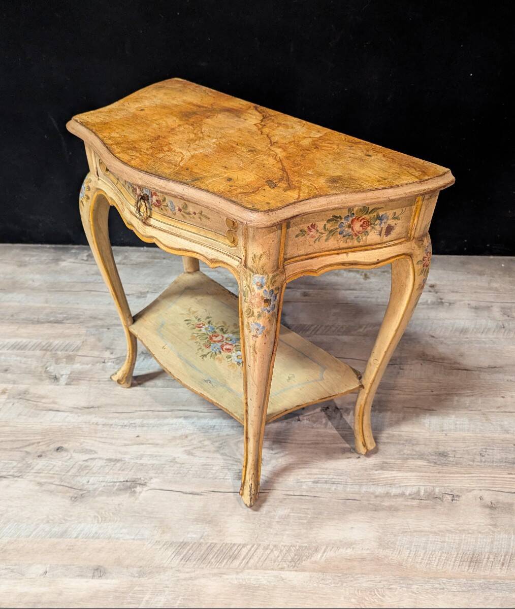 Pair of Italian painted bedside tables in Louis XV style