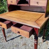 English style removable tiered desk