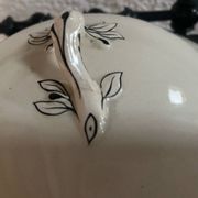 Plat cloche Wedgwood ancien
