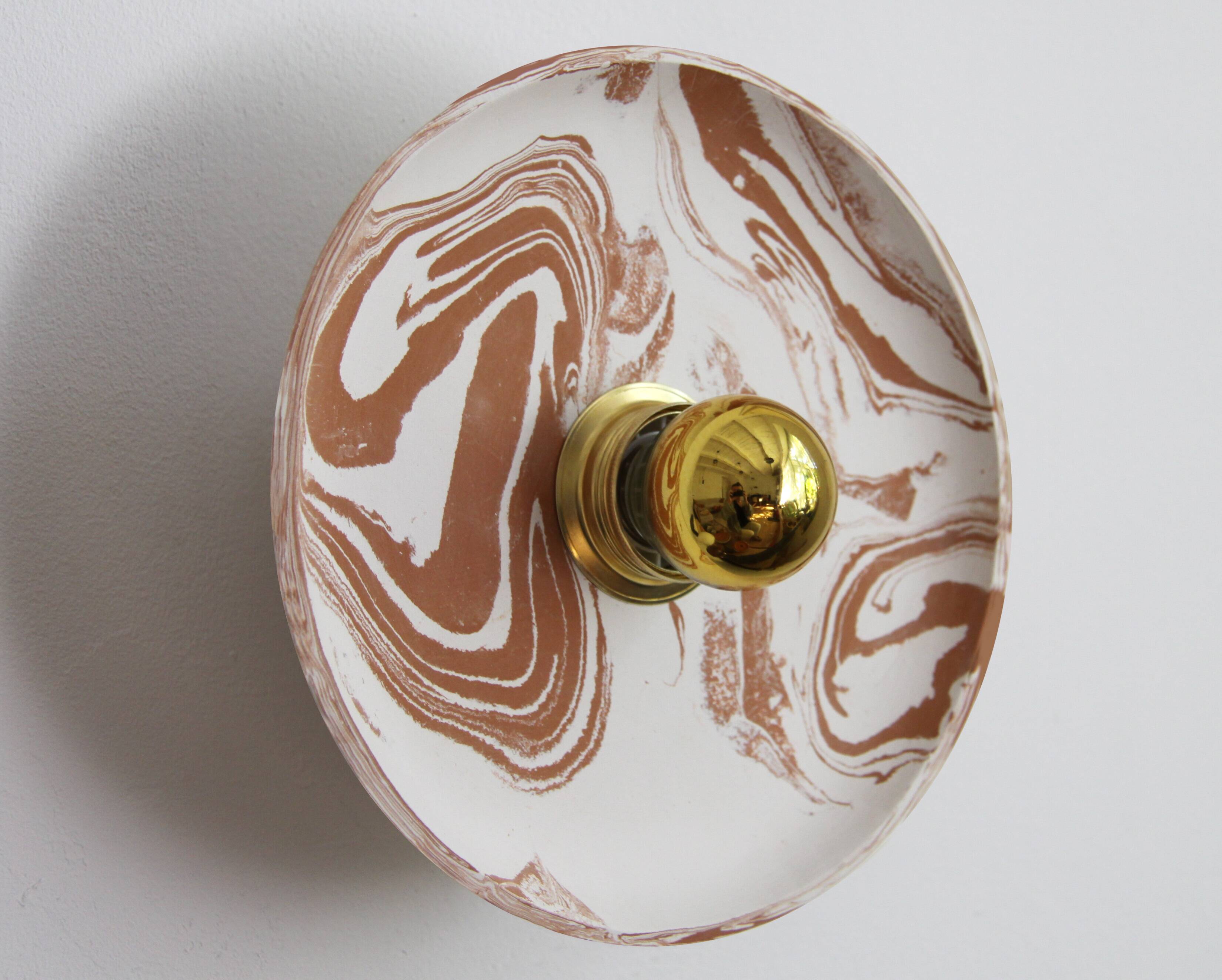 Appliqué in mixed earths