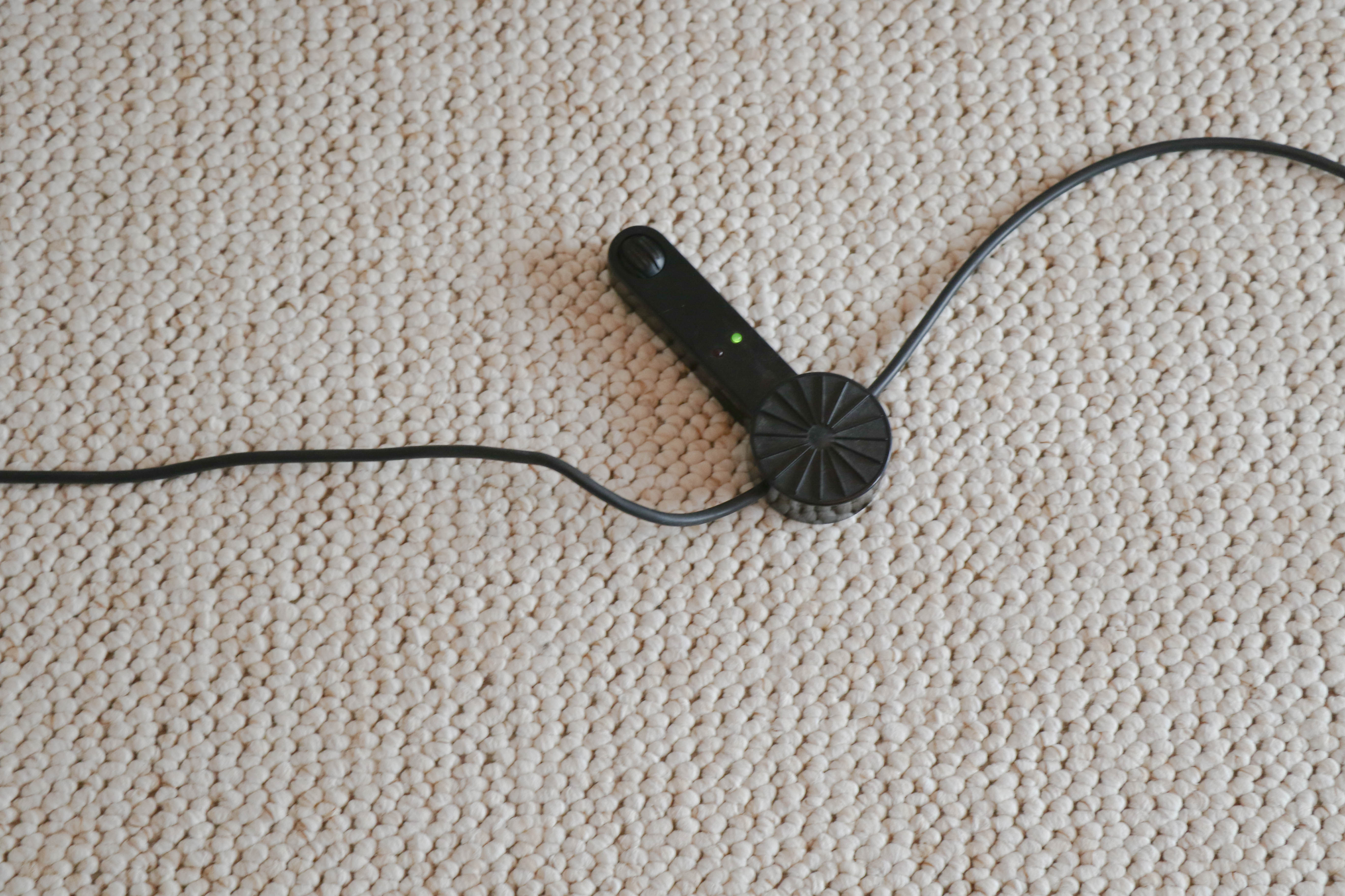 Minimalist Italian brass lamppost