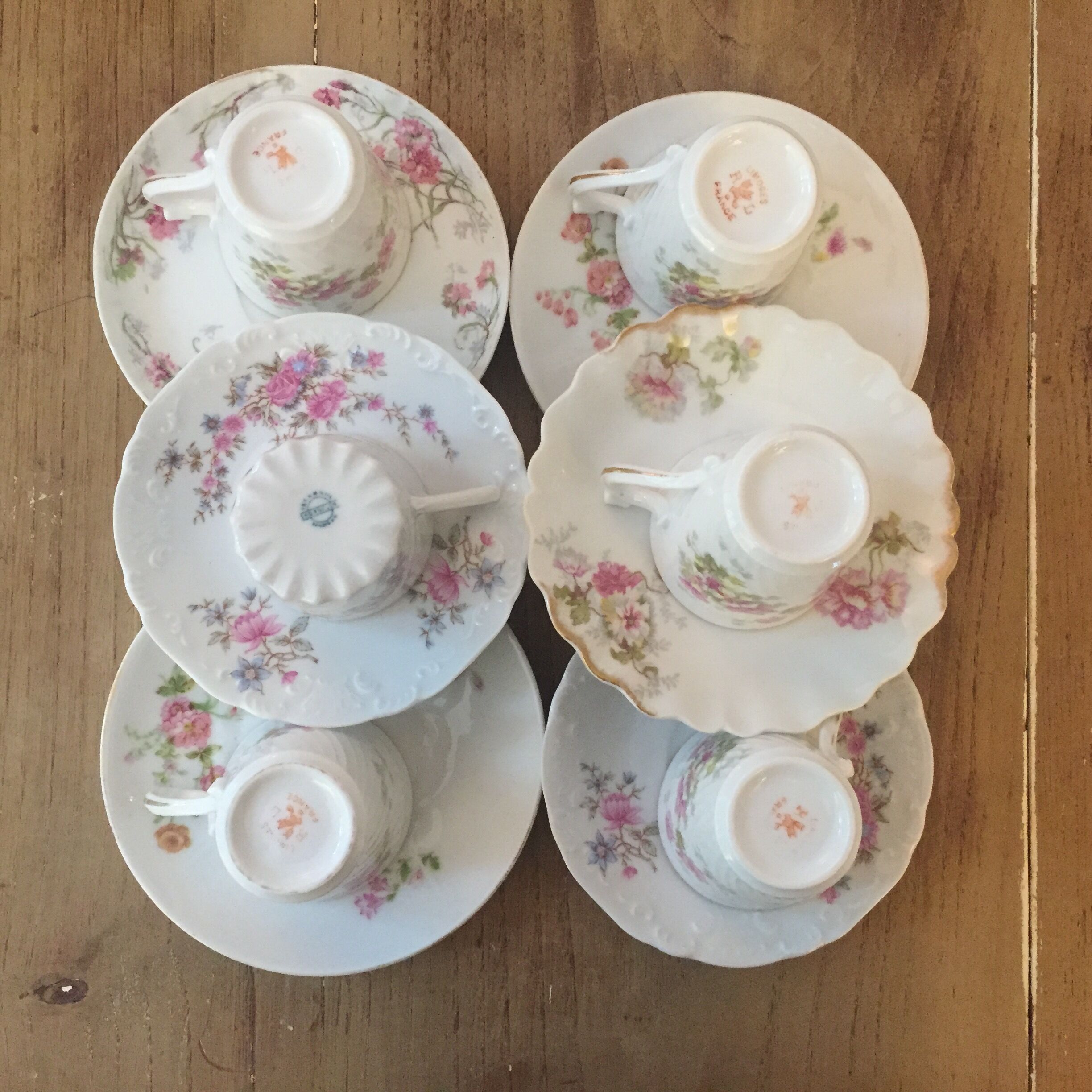 6 old striated porcelain coffee cups