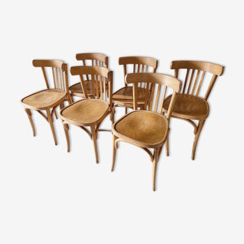 6 light wooden bistro chairs