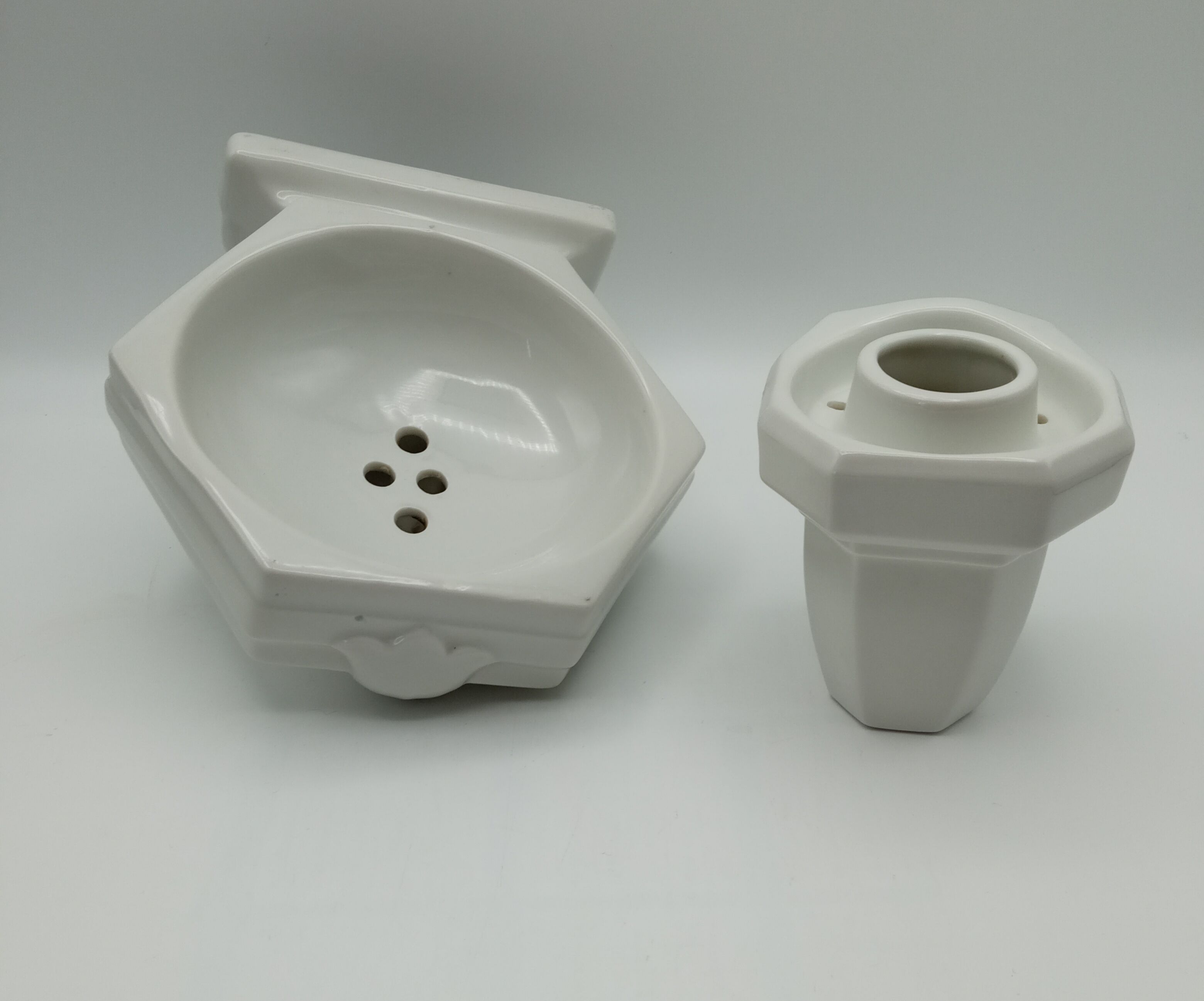 Soap holder and art deco toothbrush holder