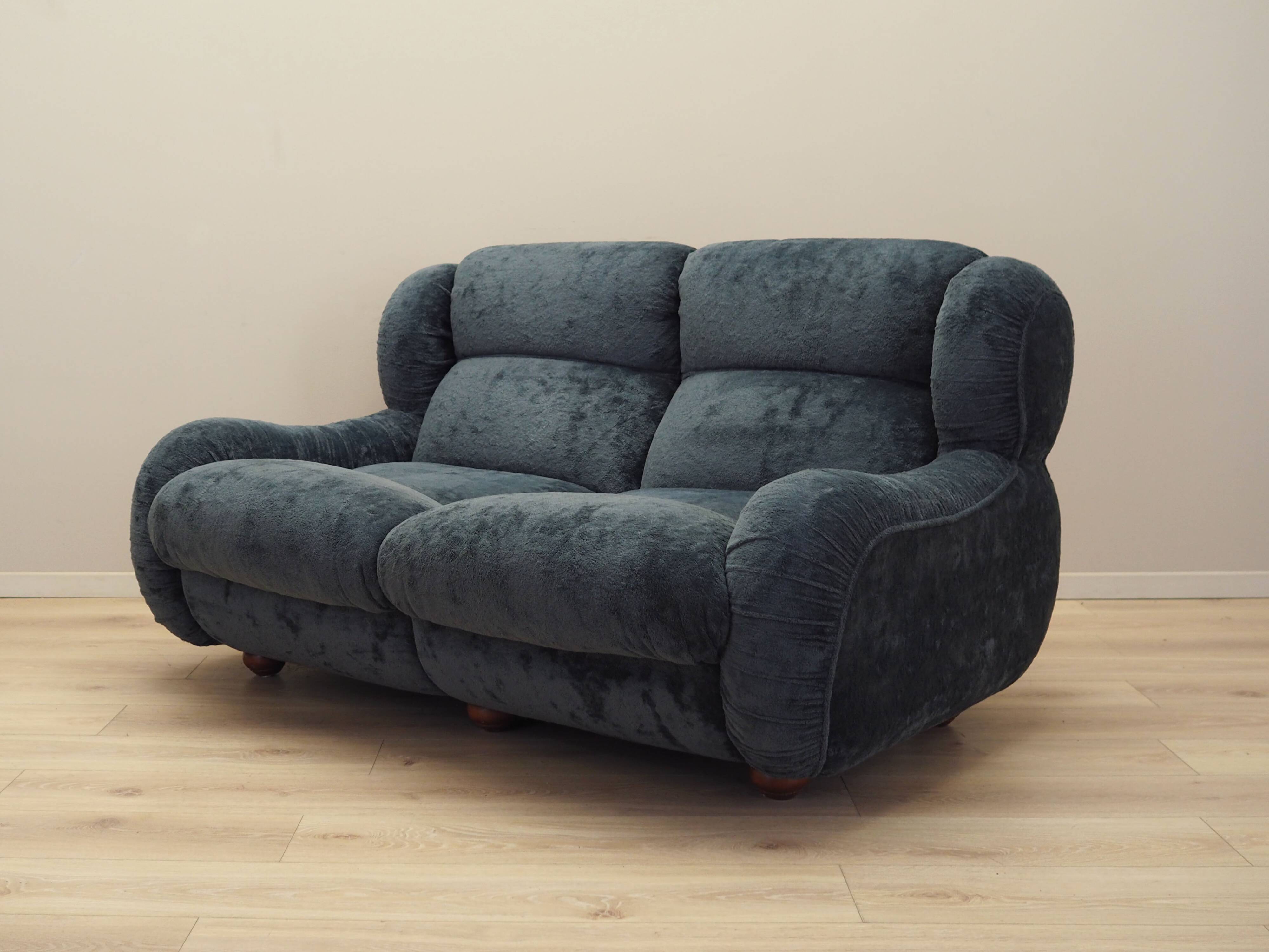 Navy blue velour sofa, Italian design, 1970s, production: Italy