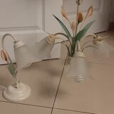 Lustre et lampe de table