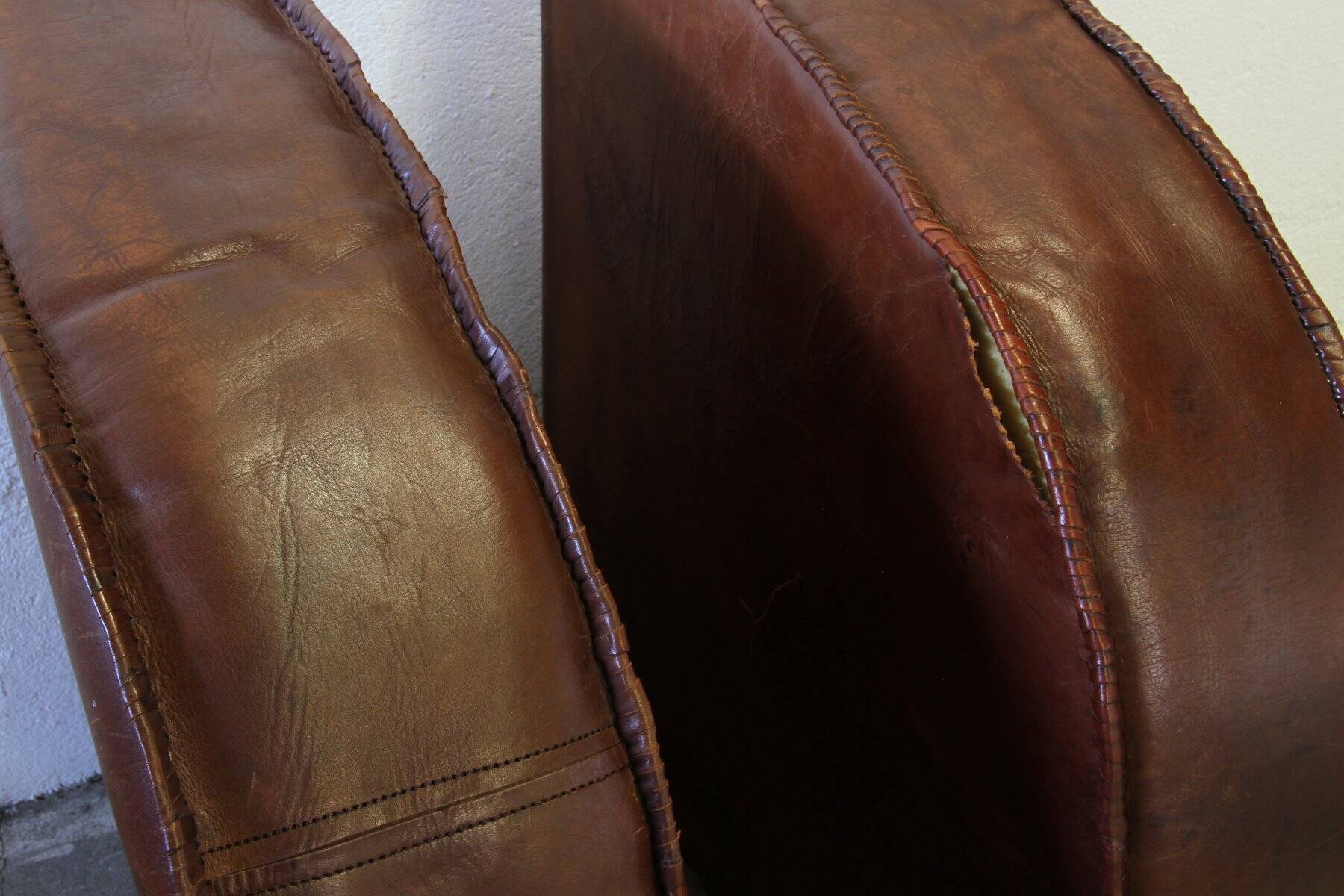 Set of vintage club chairs in leather, 1920s