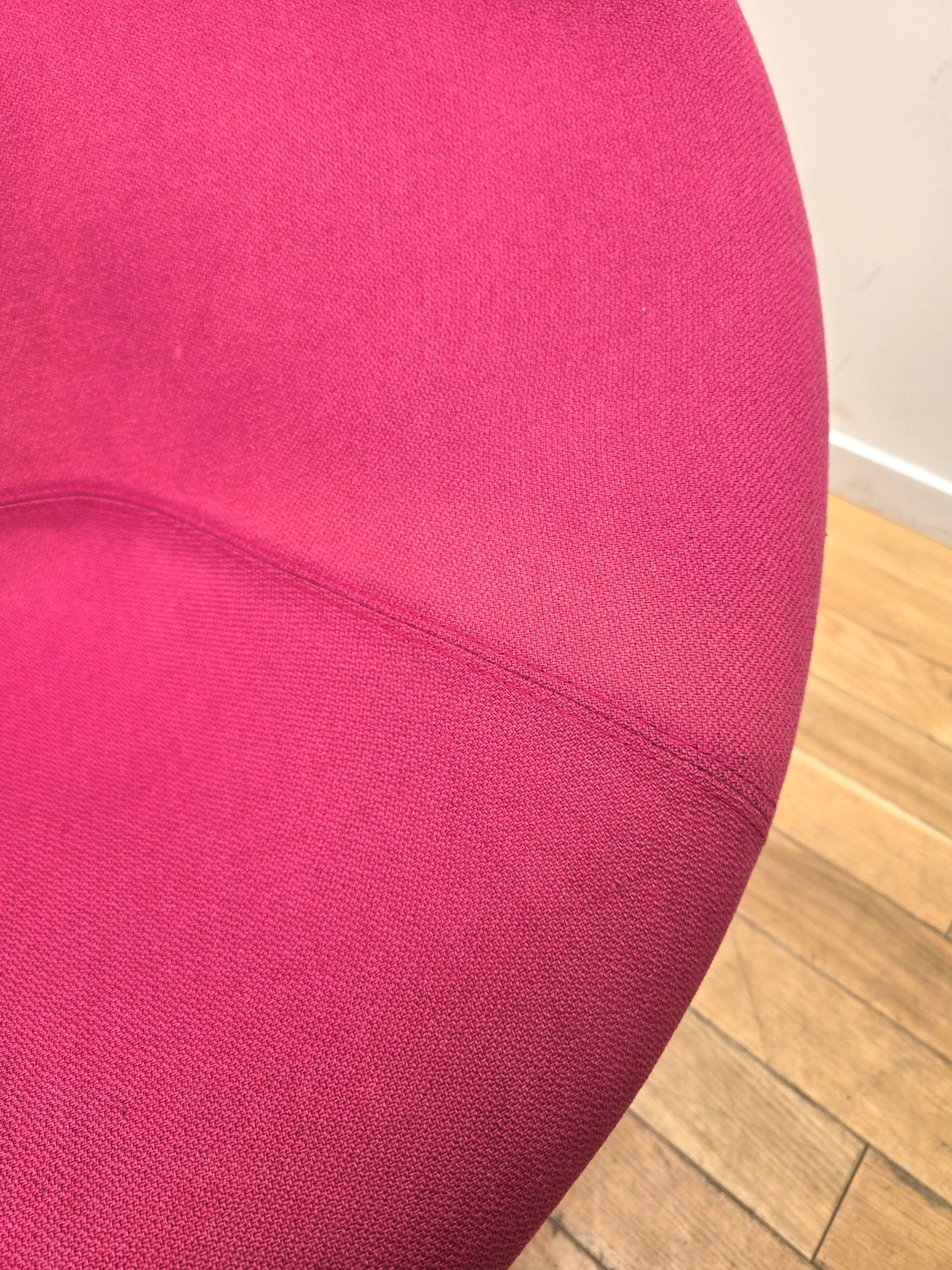 Globe armchair, Pierre Paulin