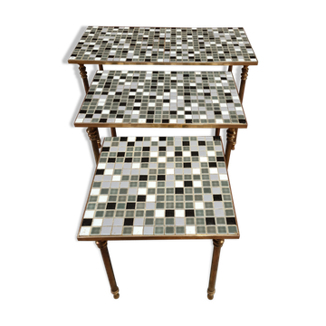 Vintage trundle coffee table