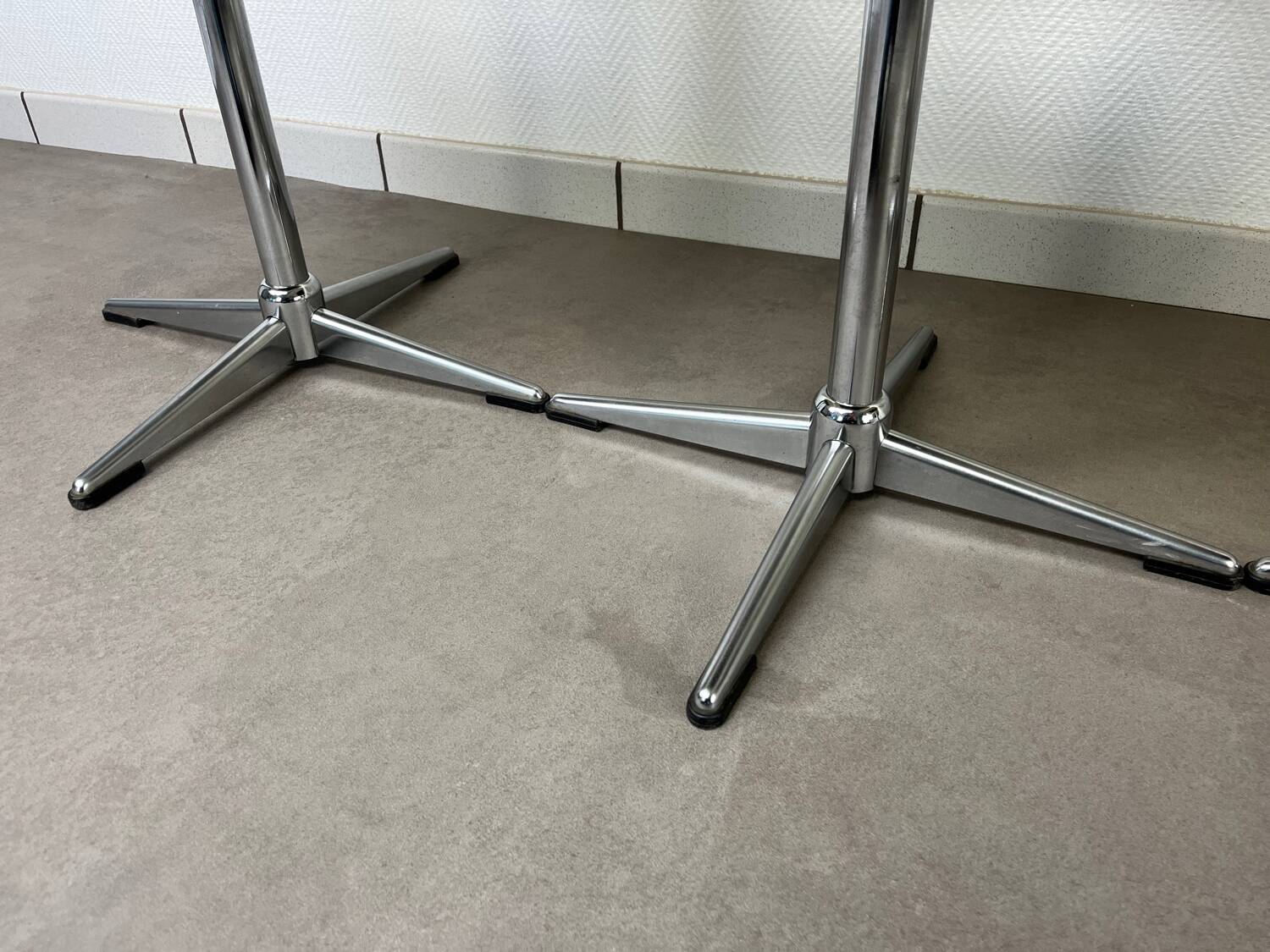 4 chaises Space Age, coque années 70 pour Lockhausen