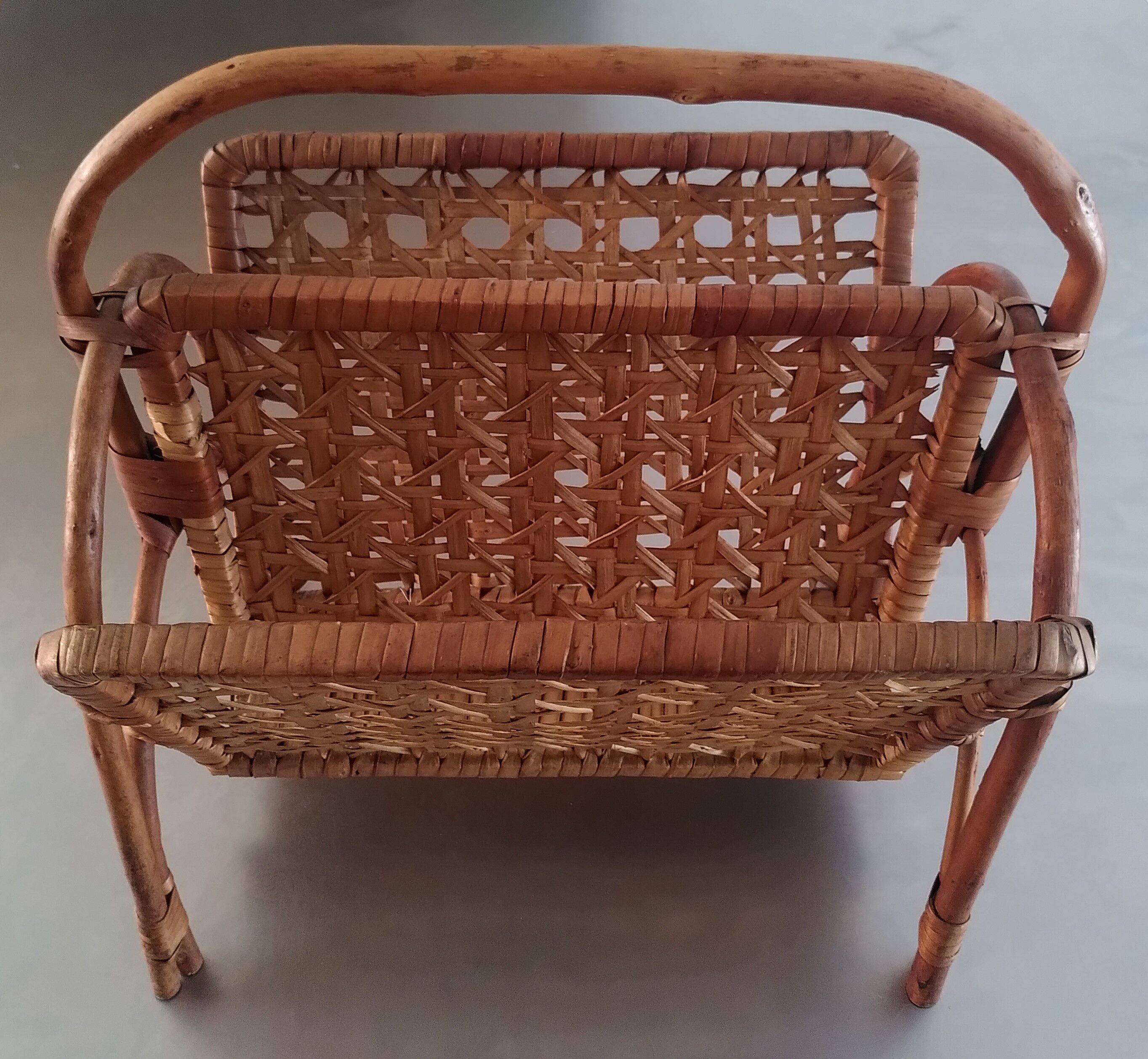 Wicker magazine holder