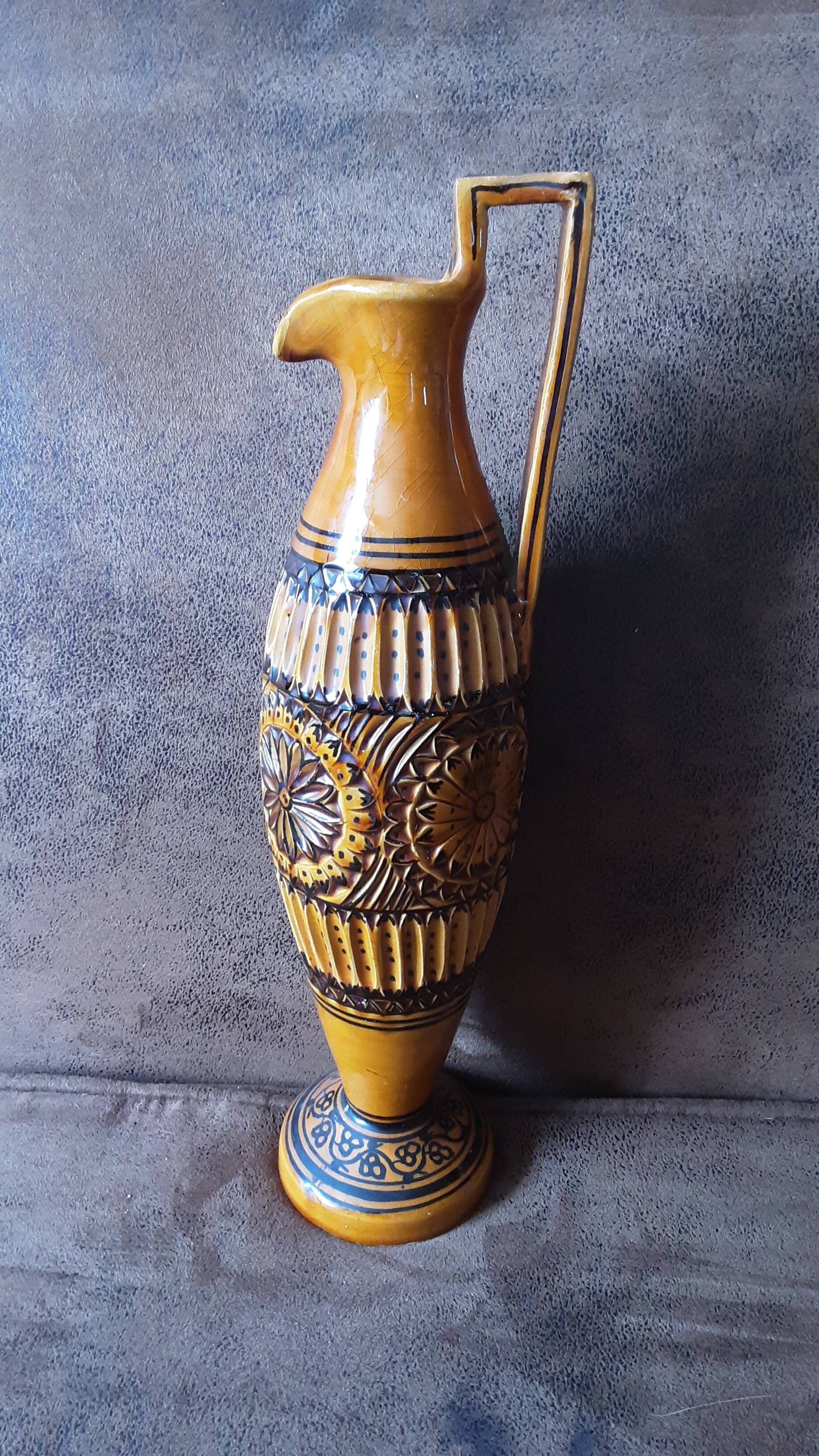 Original pitcher