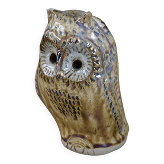 Hibou en grès émaillé par Judy Taylor