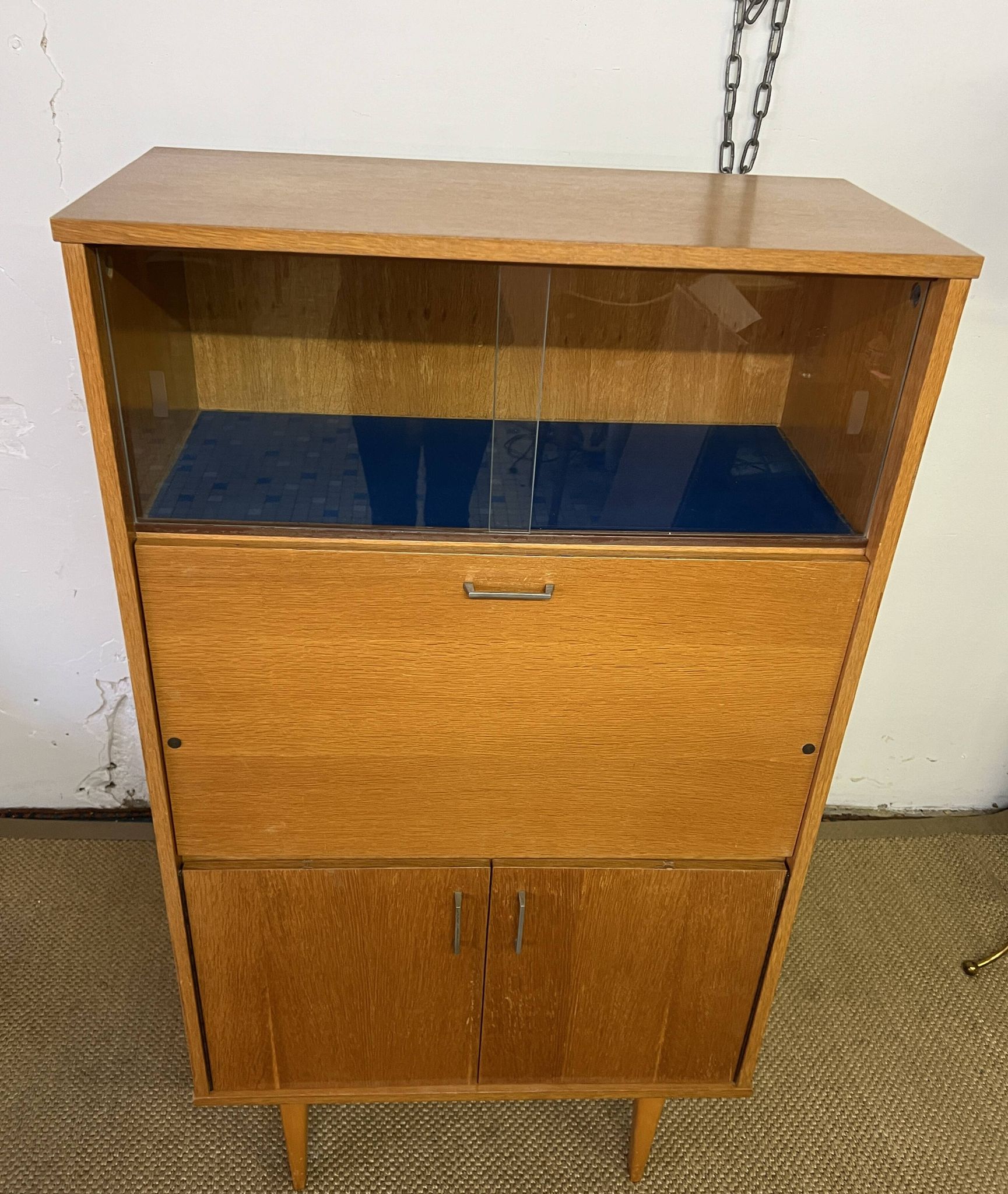 Petite armoire secrétaire vintage