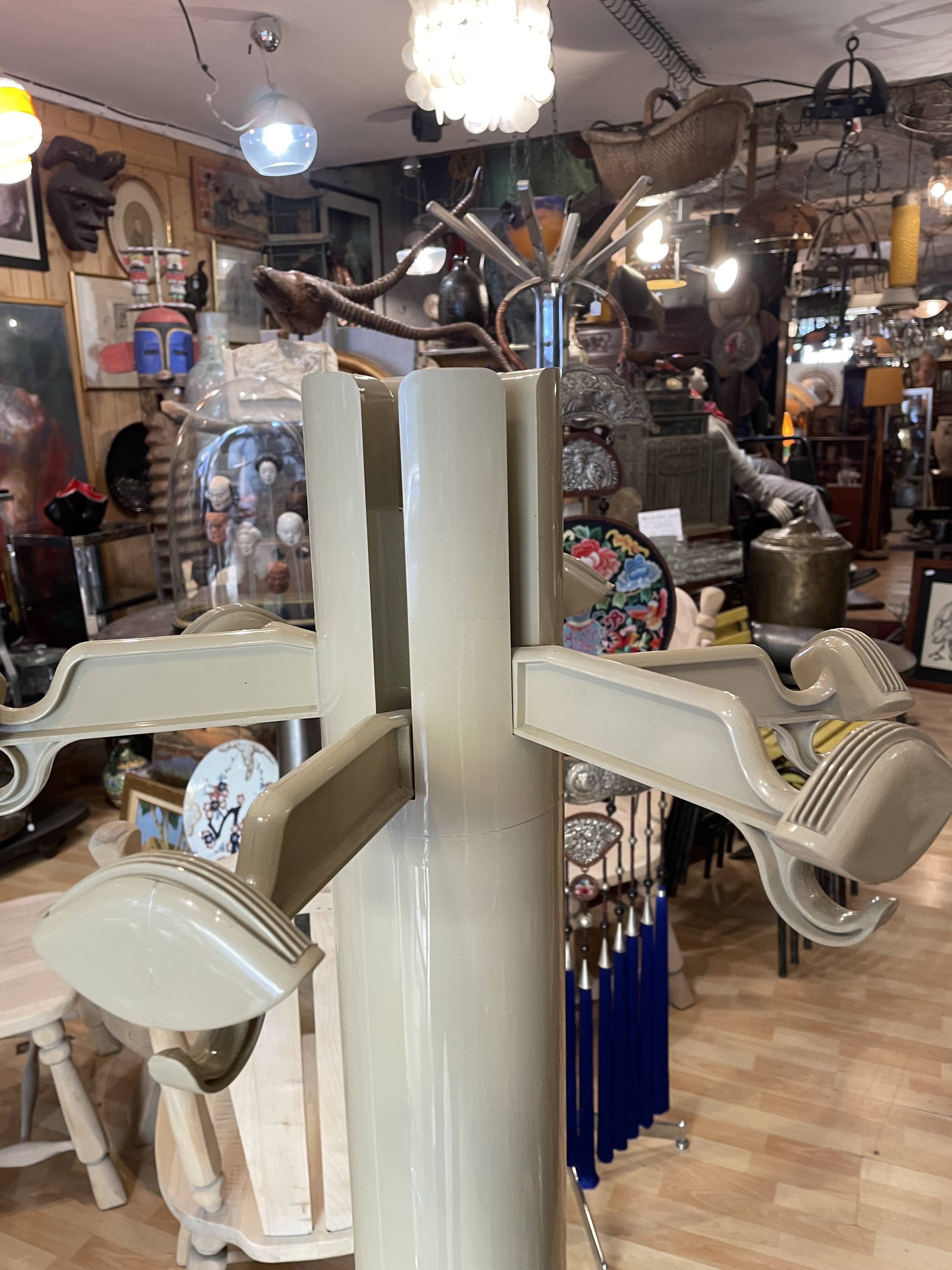 Giancarlo Piretti designer coat rack