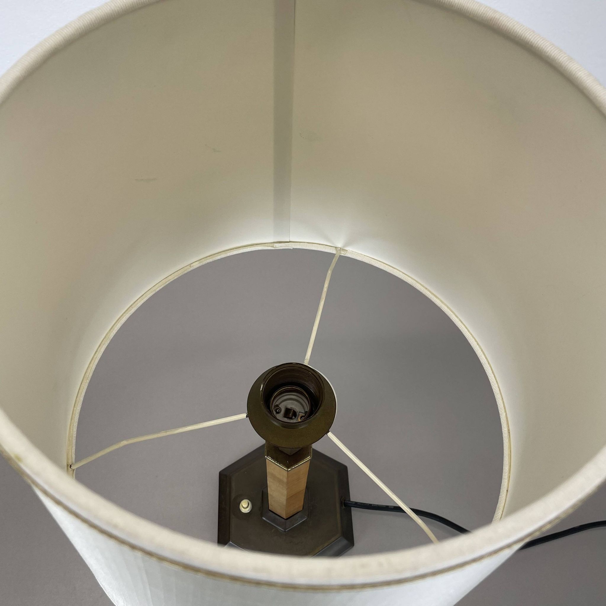 lampe de table Art déco unique en laiton et bois, Allemagne années 1930