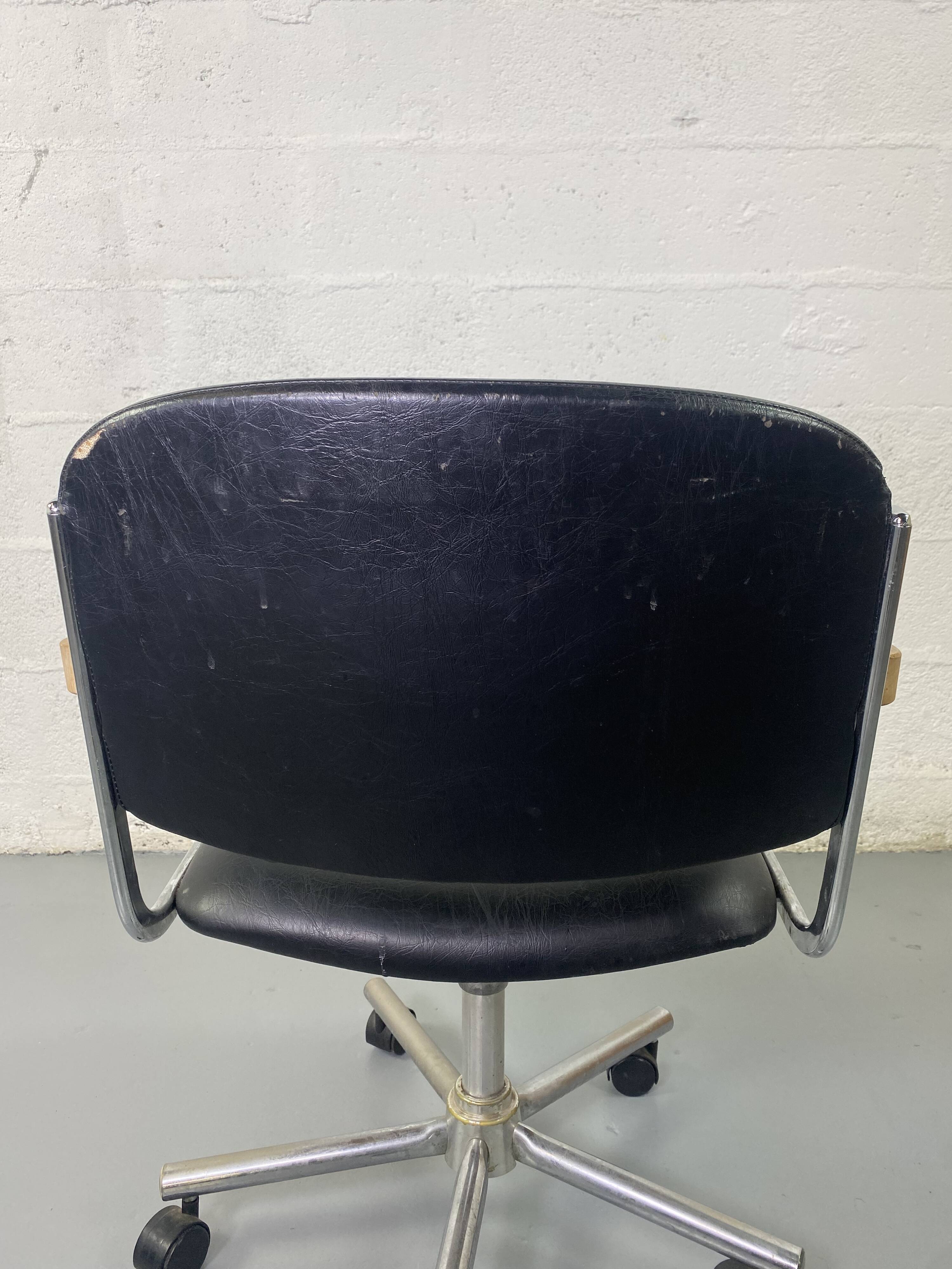 Black tubular office chair