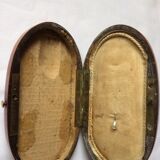 Old tahan sewing box