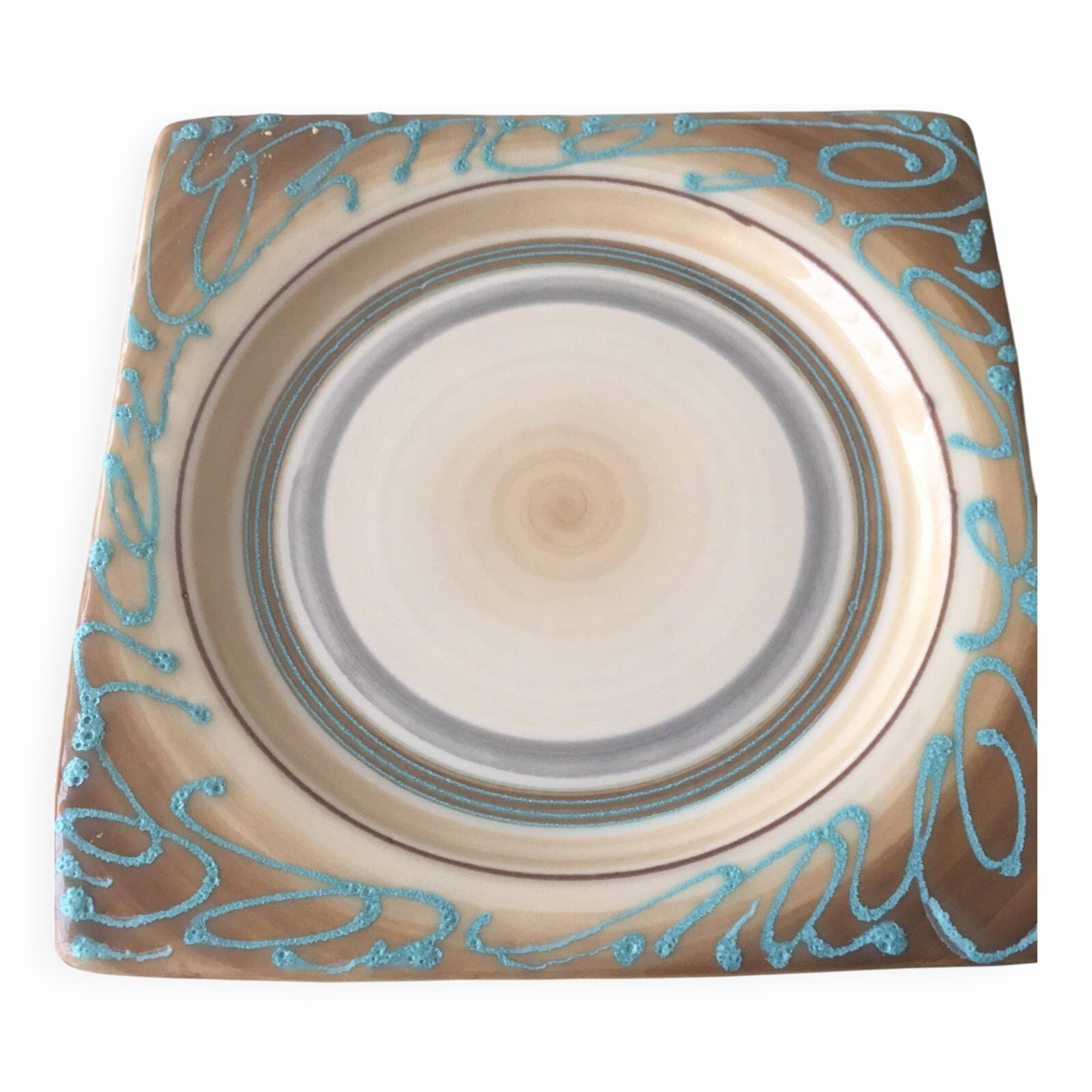 Assiette poterie de salerne France