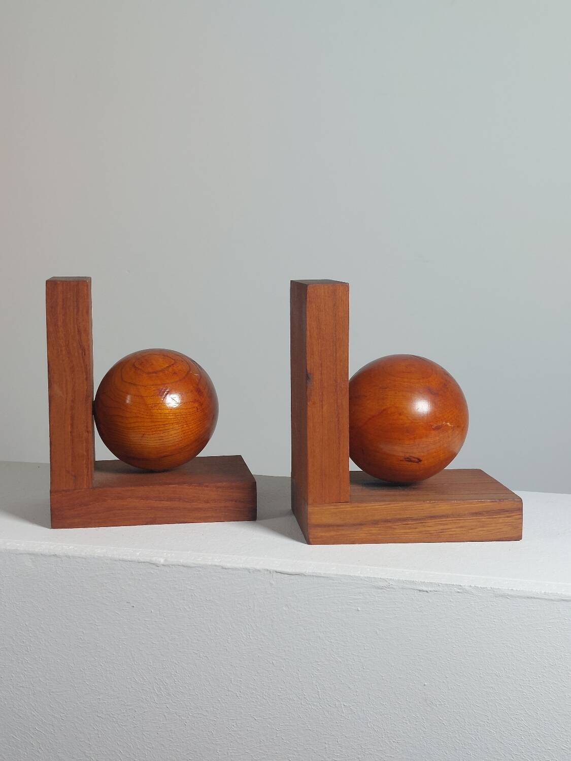 Wooden Art Deco bookends sphere decor