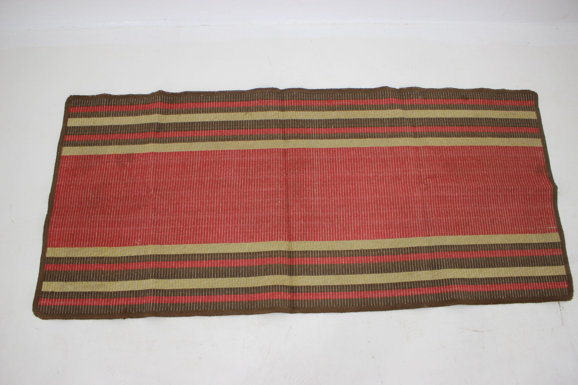 1940s  Wool Rug Czechoslovakia 138x163cm
