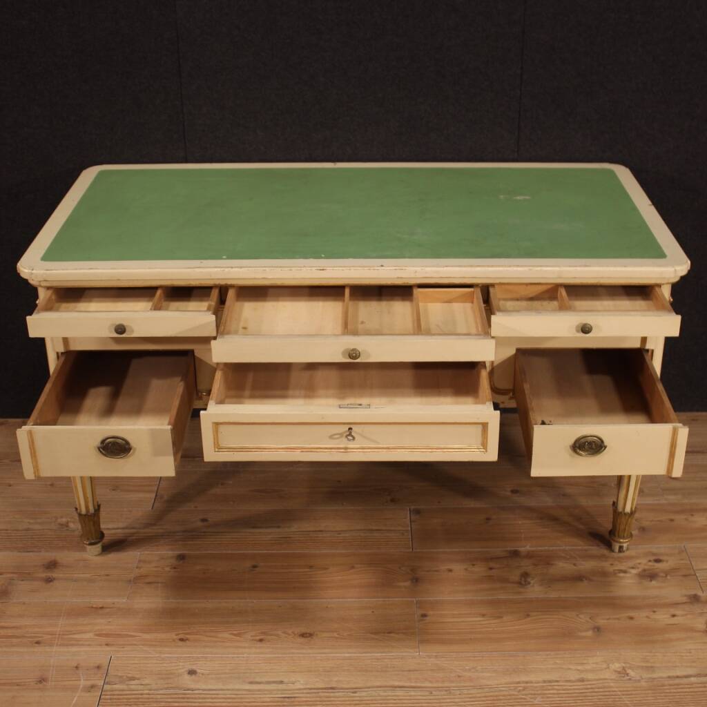 Lacquered and painted Italian desk from the 1930s