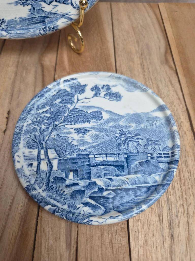 Gien x Enoch Wedgwood Countryside – trivet + 2 bottle coasters