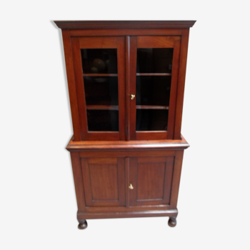 Small Vintage mahogany china cabinet