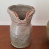 Set of 2 small pitchers