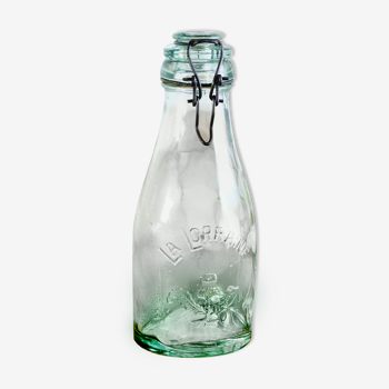 Jar la lorraine form bottle in light green glass 1 liter