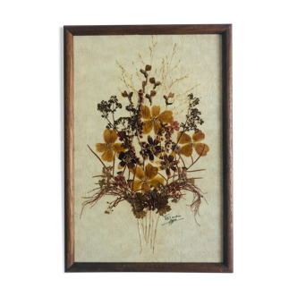 Frame dried flowers