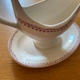 Gravy boat