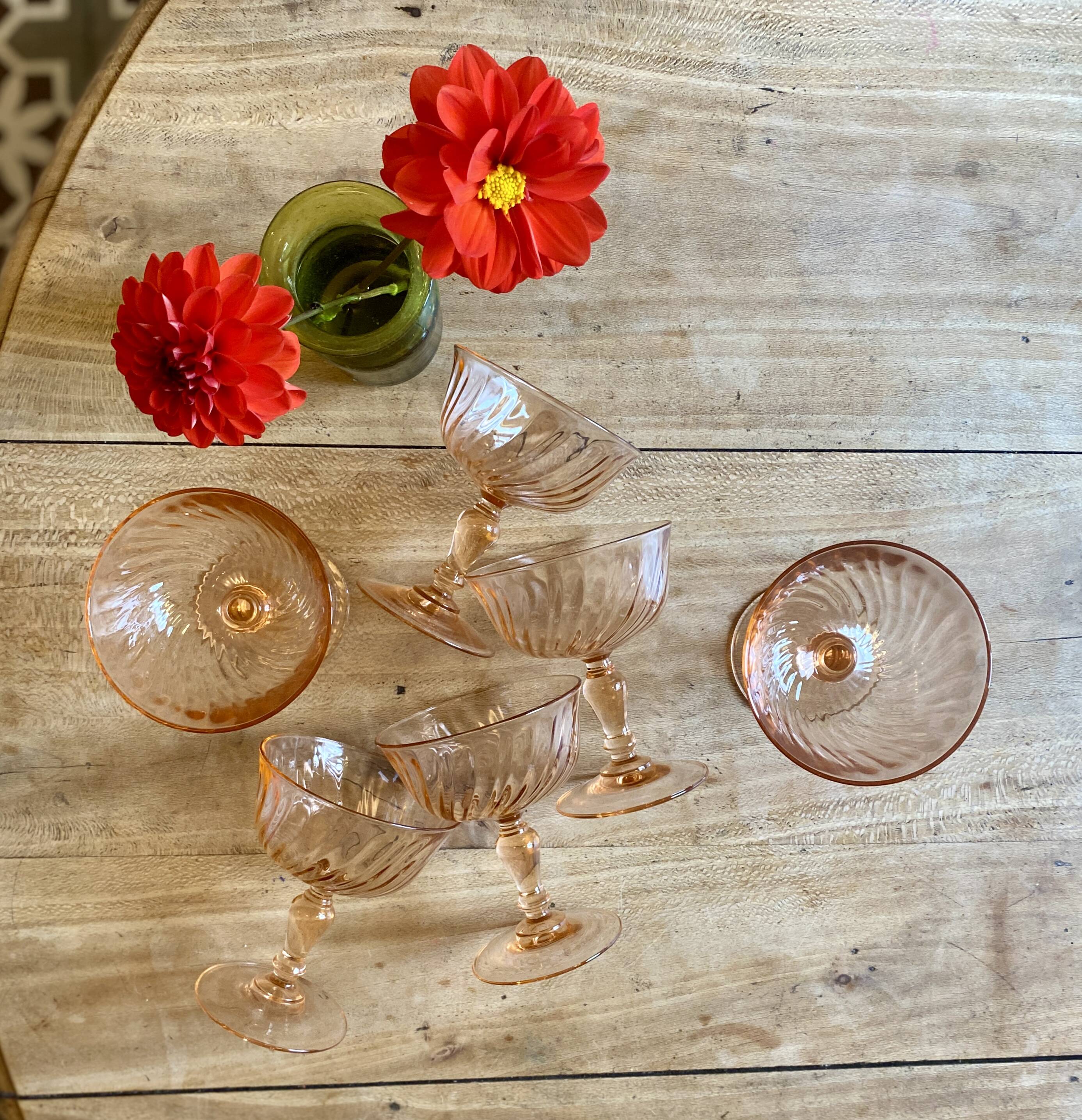 Set of 6 vintage rosaline champagne glasses