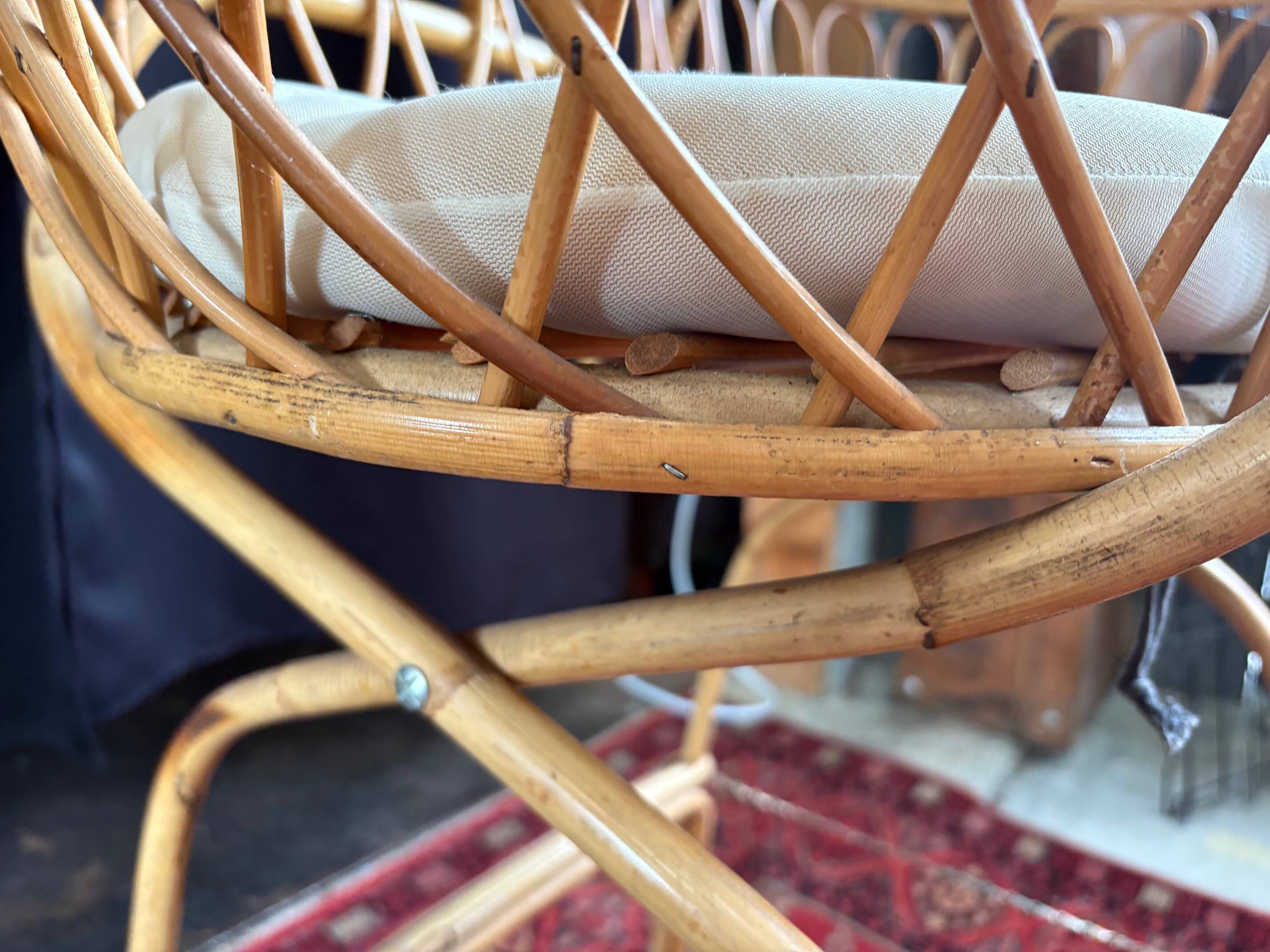 Vintage rattan crib – 1960s/70s
