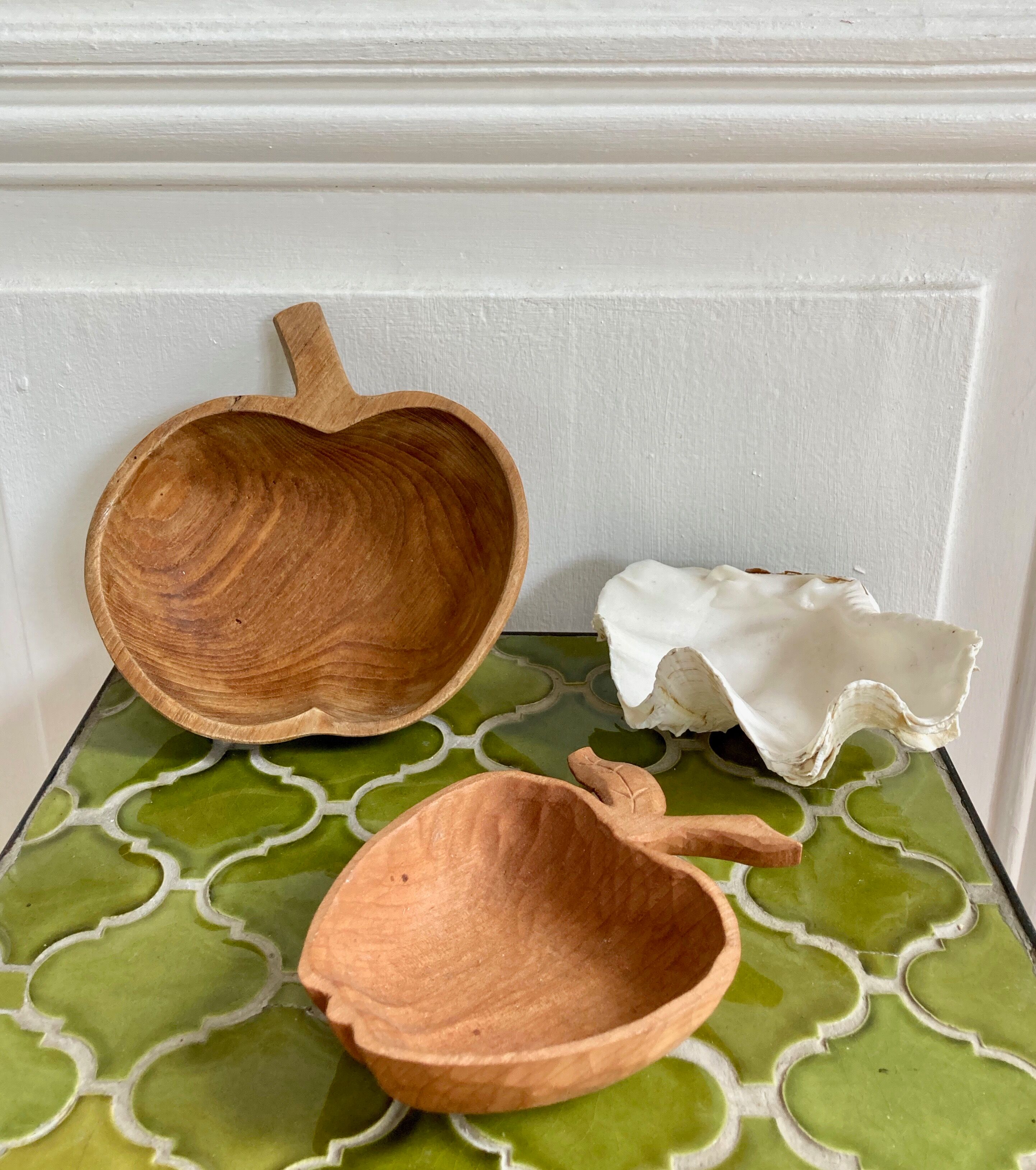 Wooden cups apples