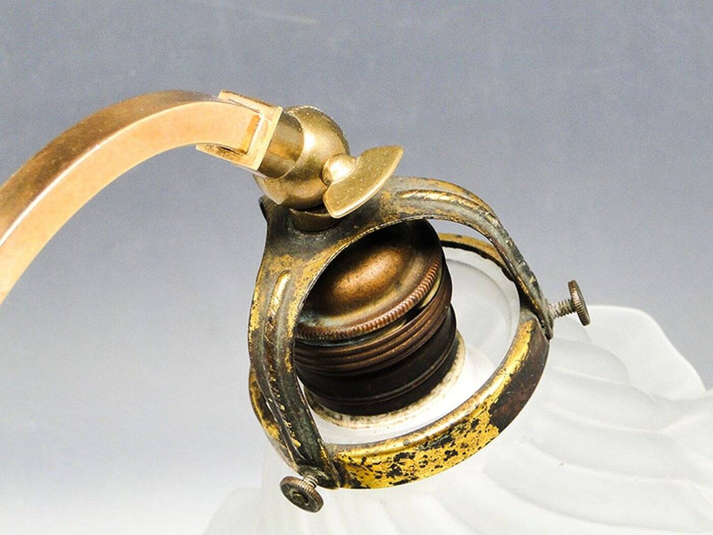Lampe de chevet Art Nouveau du début du 20e siècle, Autriche-Hongrie, années 1890.