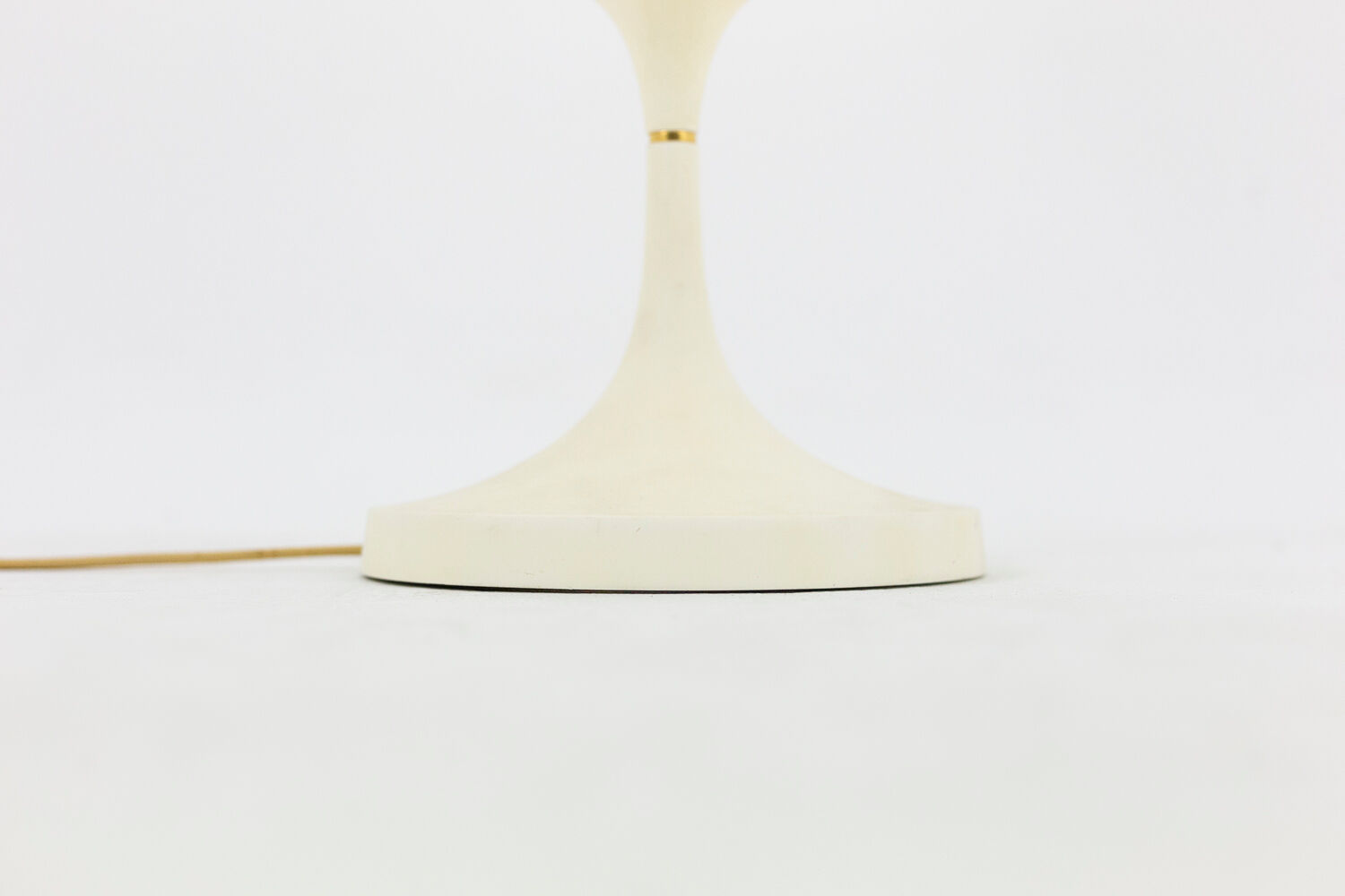 White resin lamp and golden brass, 1970s