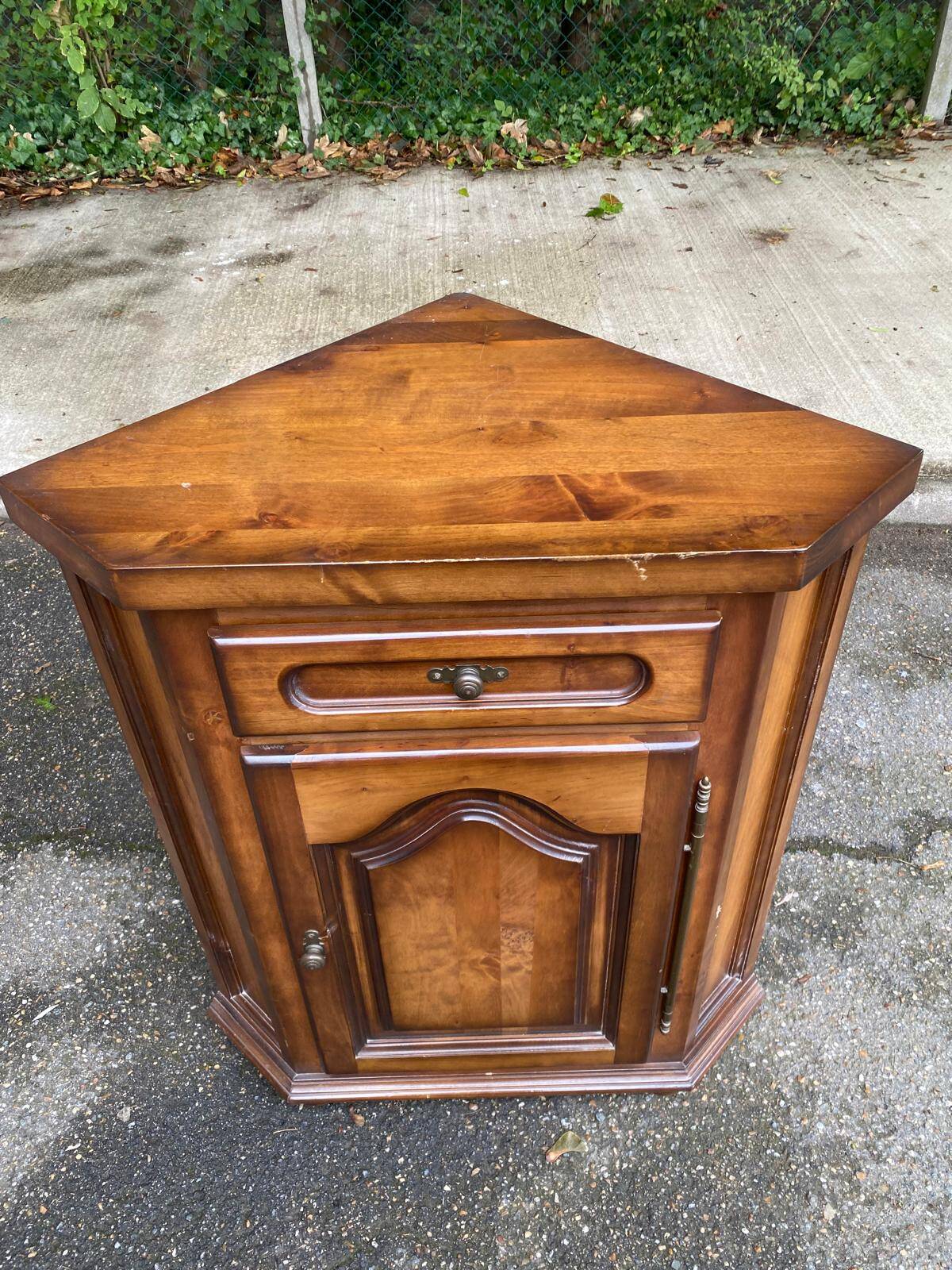 English wooden sideboard solid wood corner TV cabinet