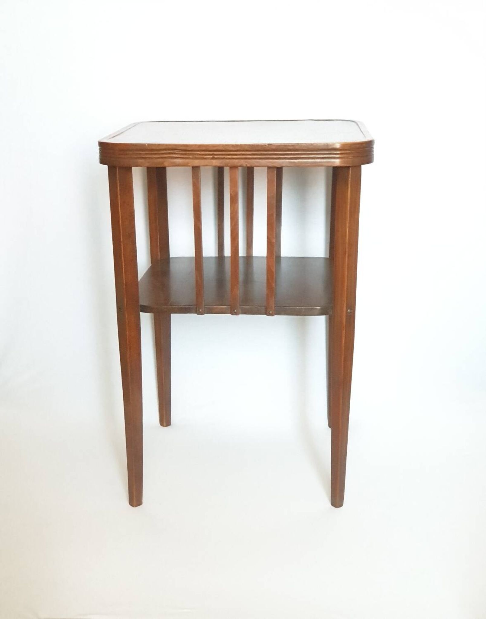 Table d'appoint Otto Wagner N°9205