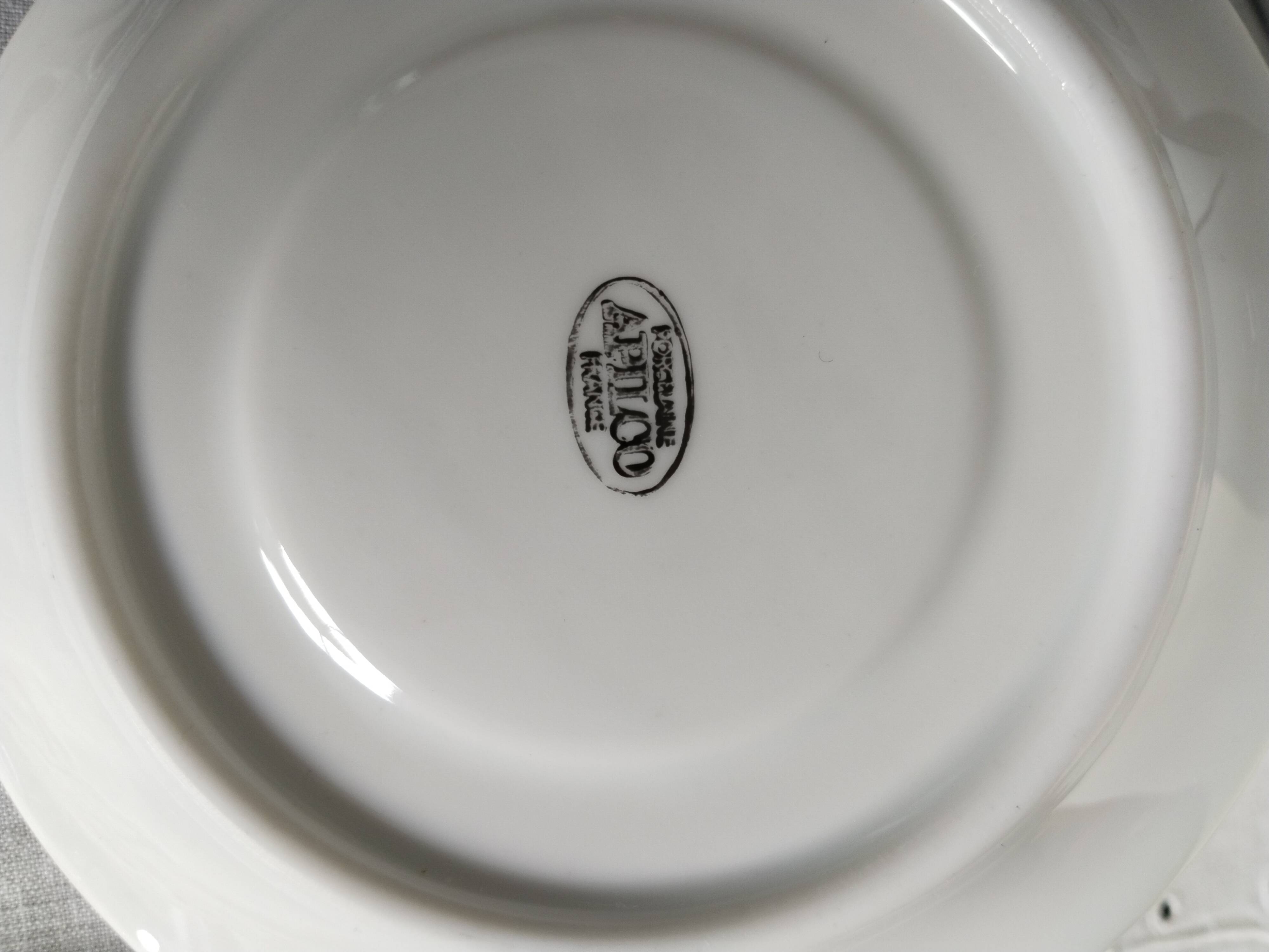 Apilco white and silver coffee maker and bistro cups, vintage French