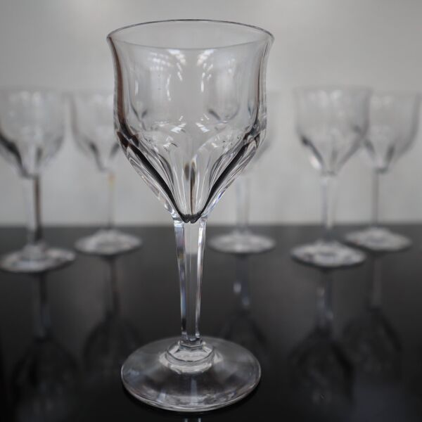 Série de 7 verres à porto en cristal Val Saint Lambert  modèle Nestor