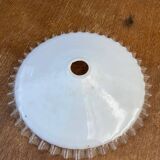 Opaline wafer with wavy edge
