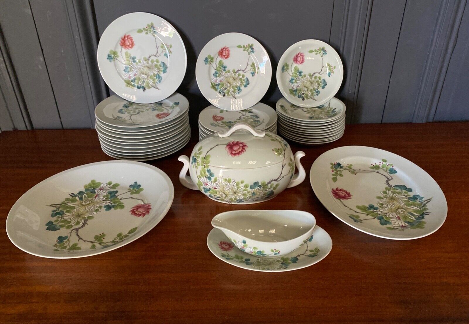 Service 39 pieces haviland limoges sin hai decor floral