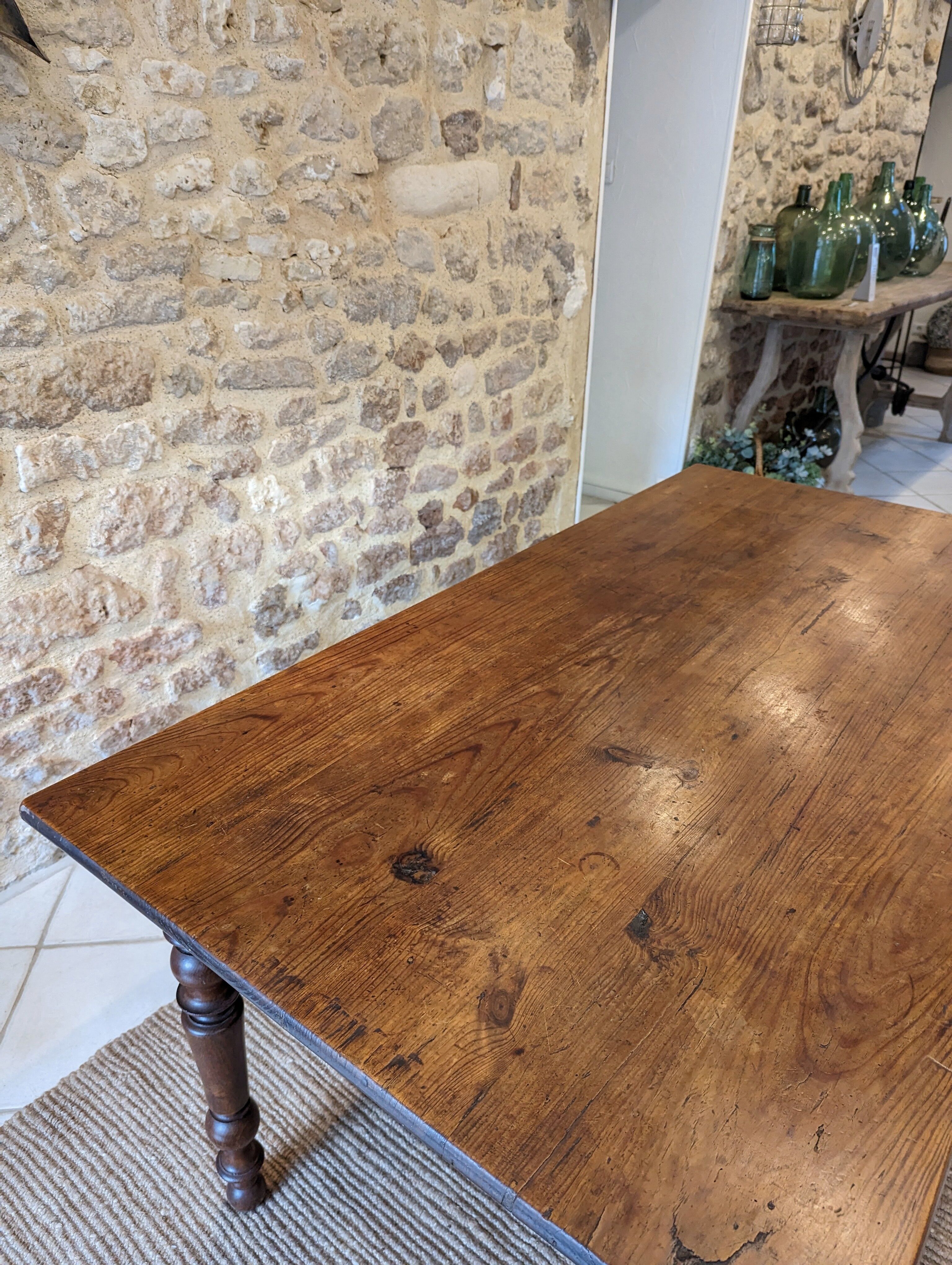 Farmhouse table