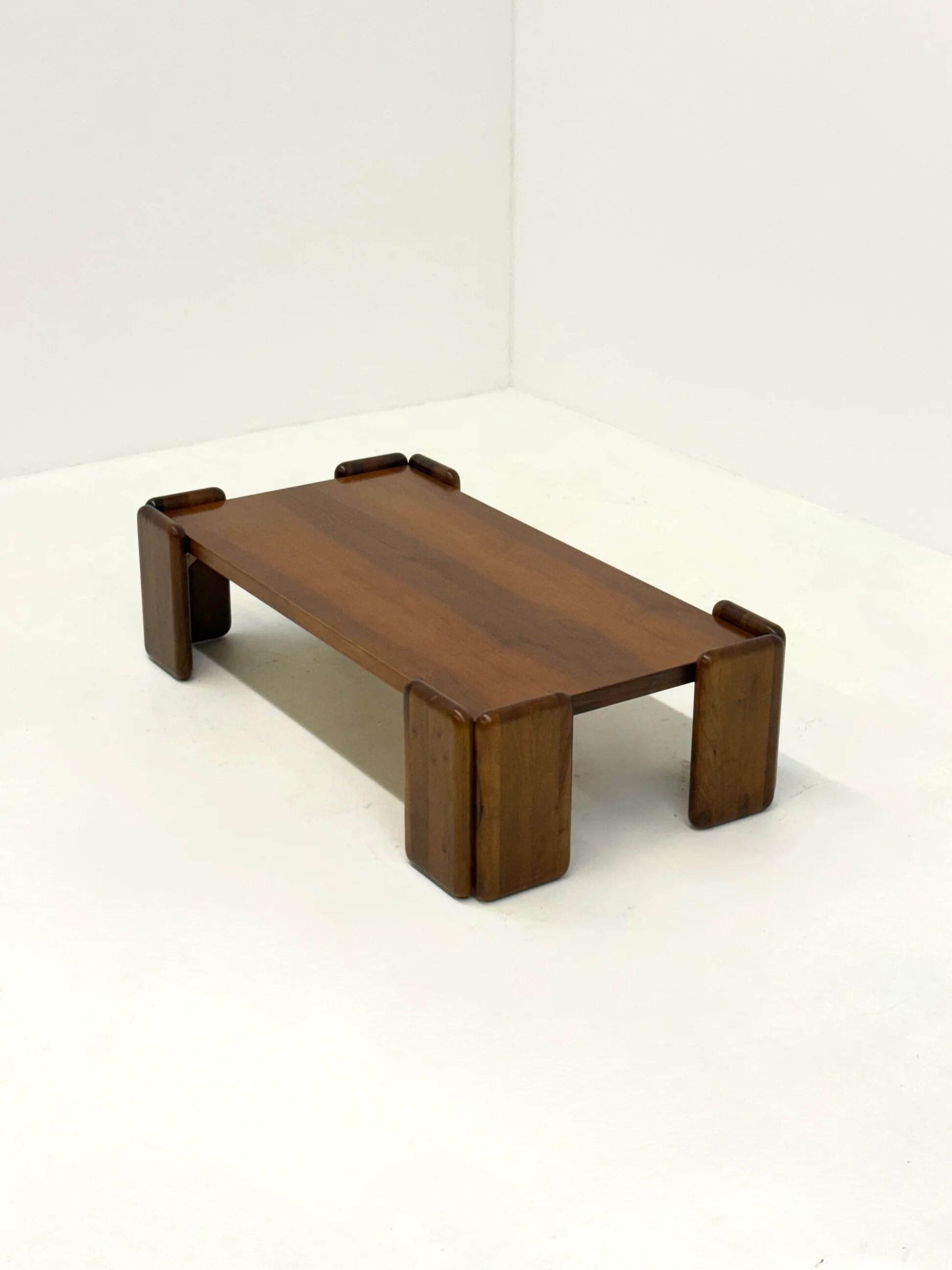 Sapporo coffee table by Mario Marenco for Mobil Girgi
