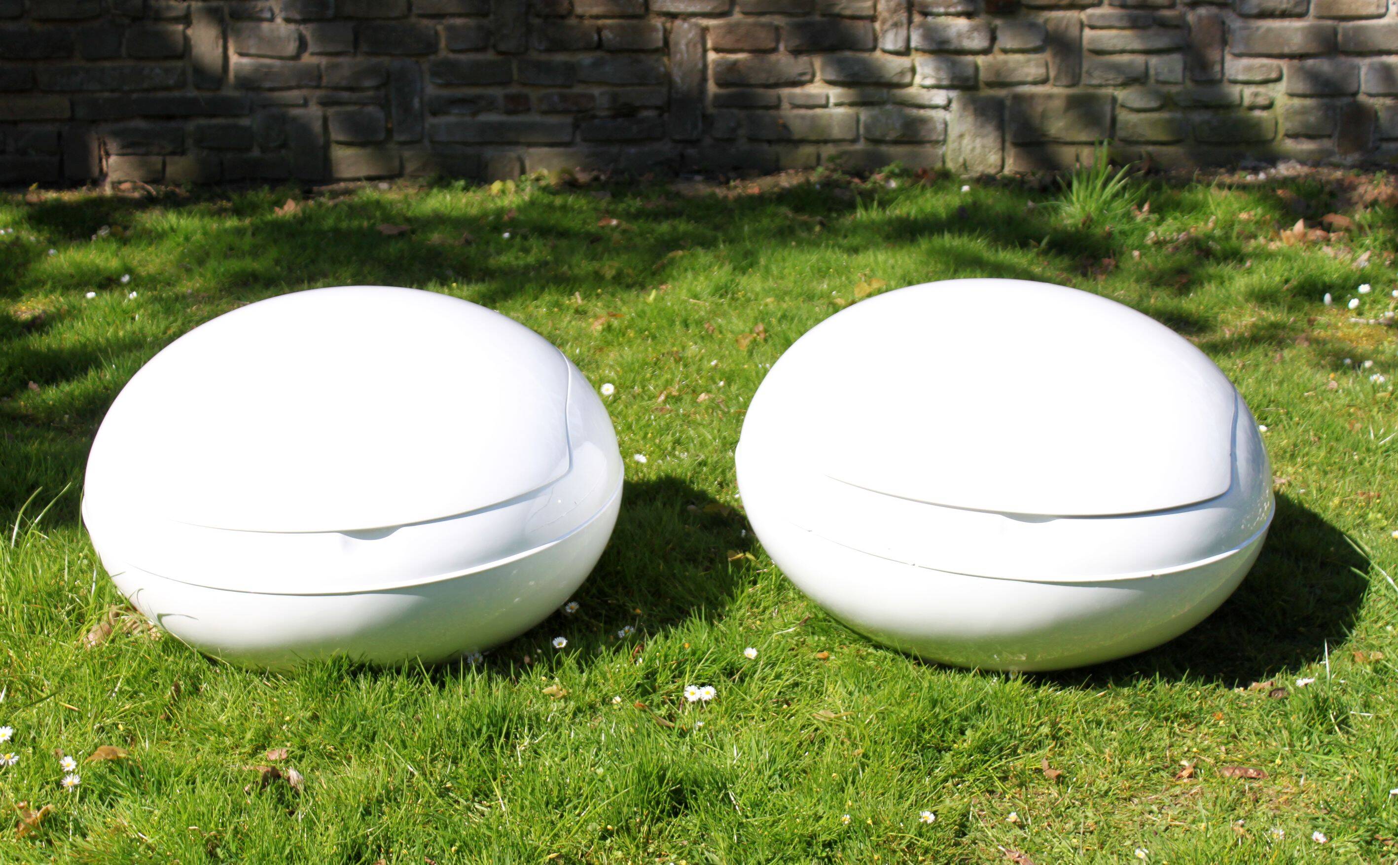 Garden Egg armchair by Peter Ghyczic for VEB Synthese-Werk, 1968.